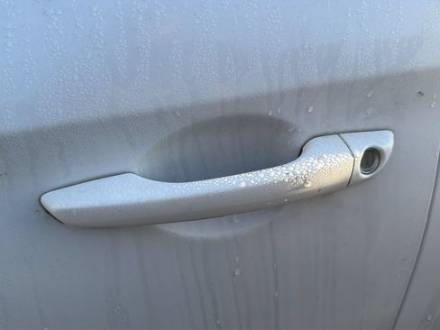Used 2020 Hyundai Elantra SEL FWD image 16