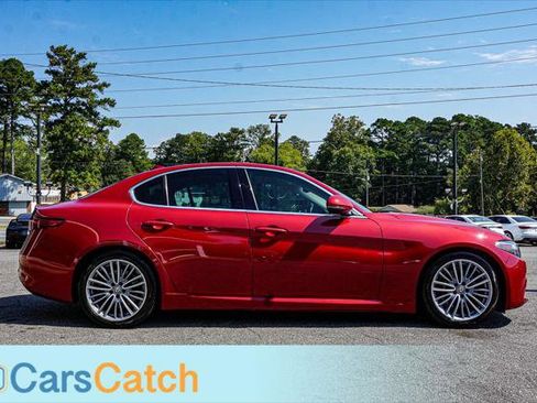 Used 2017 Alfa Romeo Giulia Ti w/ Lusso Light Wood Package image 9