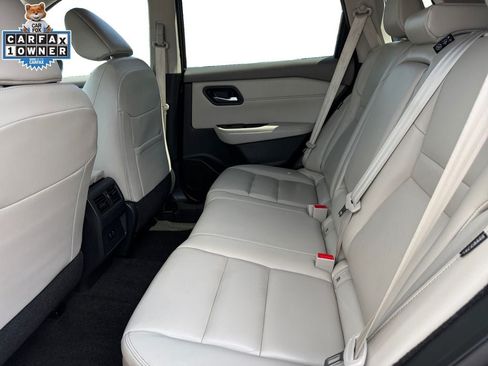 Certified 2023 Nissan Rogue SL AWD/4WD image 15