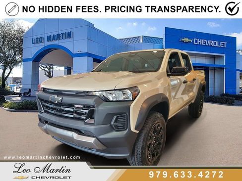 New 2026 Chevrolet Colorado Trail Boss AWD/4WD image 1