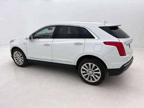 Used 2018 Cadillac XT5 Platinum w/ Driver Assist Package image 10