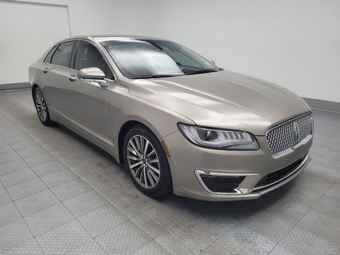 Used 2020 Lincoln MKZ image 13