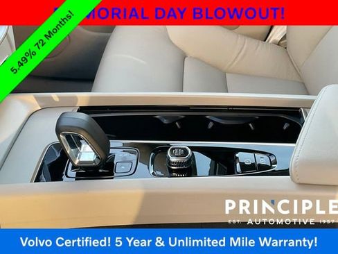 Certified 2024 Volvo XC60 B5 Core w/ Protection Package Premier AWD/4WD image 19