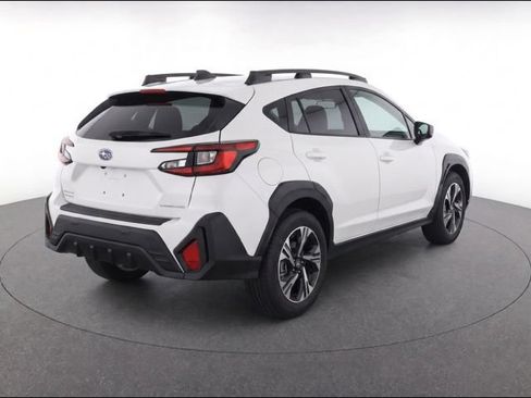 Used 2024 Subaru Crosstrek 2.0i Premium AWD/4WD image 4