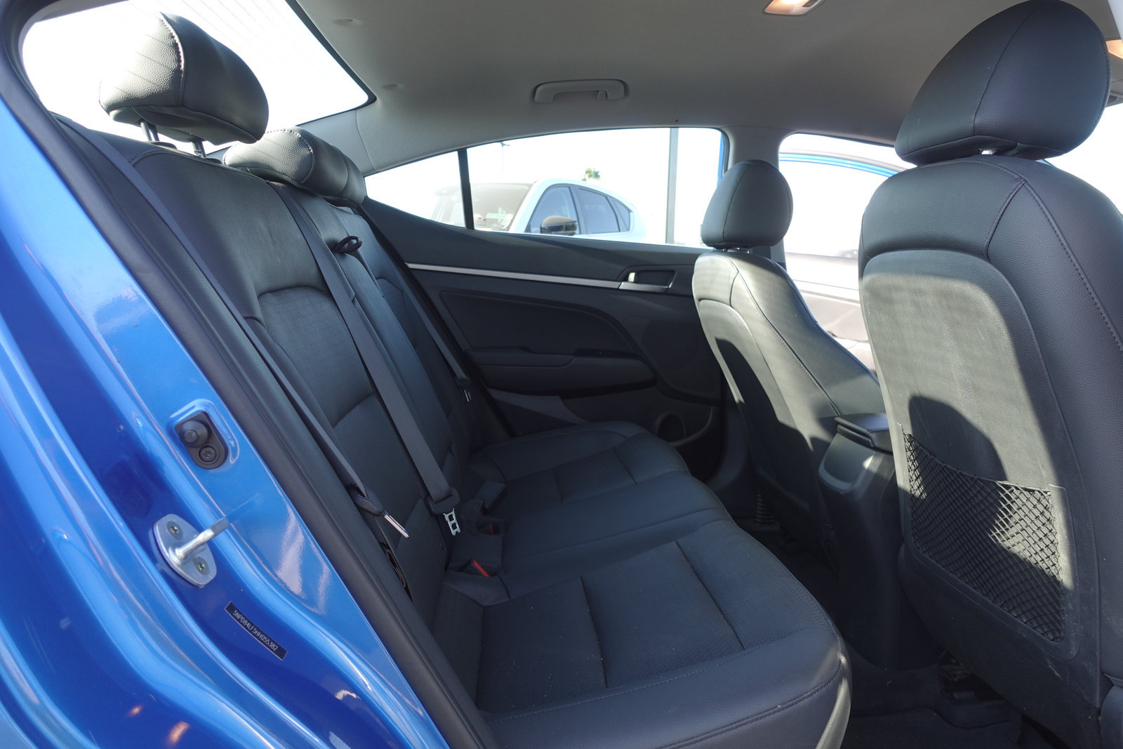 Used 2017 Hyundai Elantra Limited FWD image 14