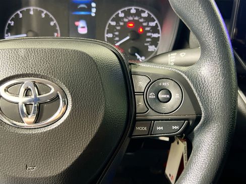 Used 2024 Toyota Corolla LE FWD image 18