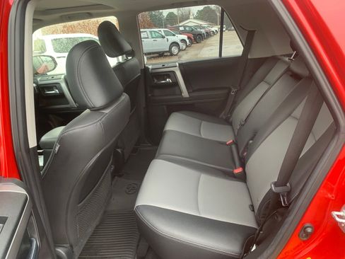 Used 2023 Toyota 4Runner SR5 Premium image 26