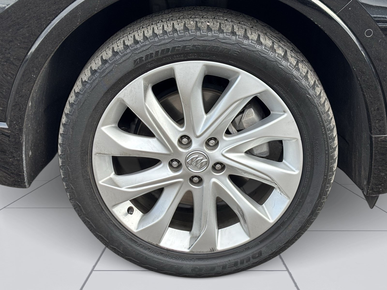 Used 2018 Buick Envision Premium AWD/4WD image 10