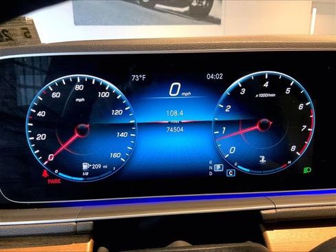 Used 2021 Mercedes-Benz GLE 350 4MATIC image 24