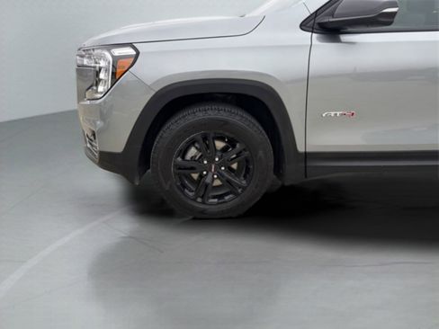 Used 2024 GMC Terrain AT4 w/ Infotainment Package II image 27