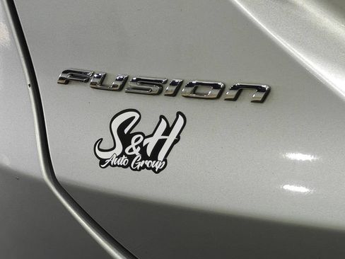 Used 2014 Ford Fusion SE FWD image 31