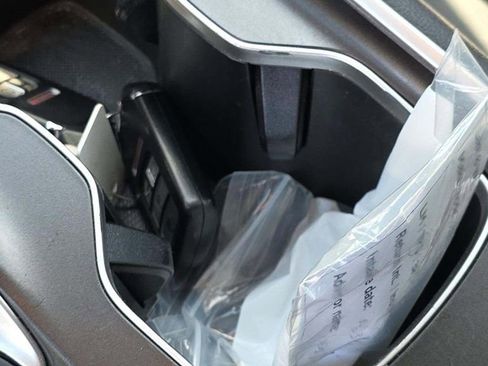 Used 2021 Honda Accord Touring image 16