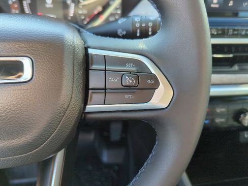 Certified 2022 Jeep Compass Latitude image 13