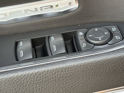 Used 2024 GMC Sierra 1500 Denali w/ Denali Reserve Package image 26