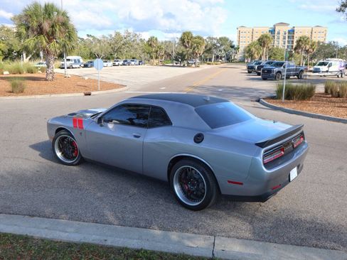 Used 2015 Dodge Challenger SRT Hellcat RWD image 26