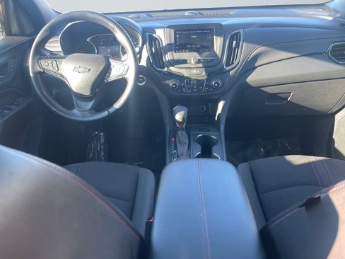 Used 2022 Chevrolet Equinox RS image 11