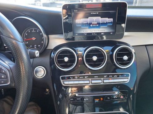 Used 2015 Mercedes-Benz C 300 4MATIC Sedan image 29