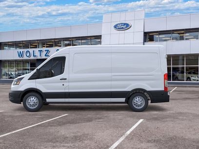 New 2026 Ford Transit 250 148 Medium Roof Extended AWD w/ Load Area Protection Package