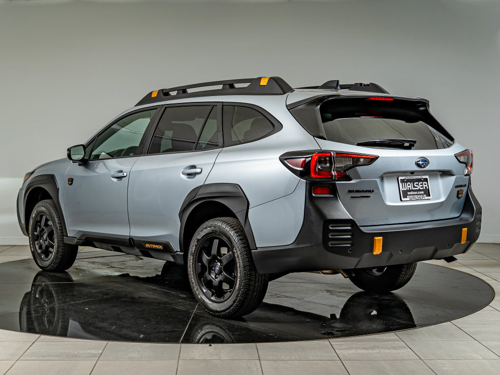 Used 2023 Subaru Outback Wilderness AWD/4WD image 7