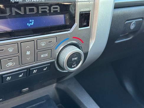 Used 2015 Toyota Tundra Platinum image 29