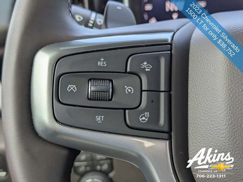 Used 2023 Chevrolet Silverado 1500 LT AWD/4WD image 25