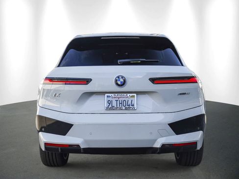 Used 2025 BMW iX xDrive50 image 5
