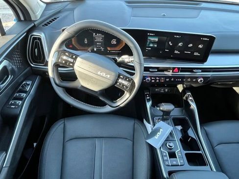 New 2026 Kia Sorento S w/ S Panoramic Sunroof Package FWD image 10