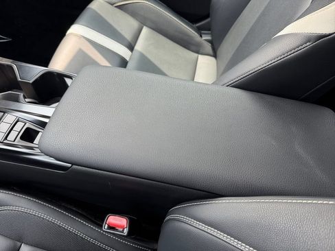 Certified 2025 Toyota Camry SE w/ Convenience Package FWD image 27