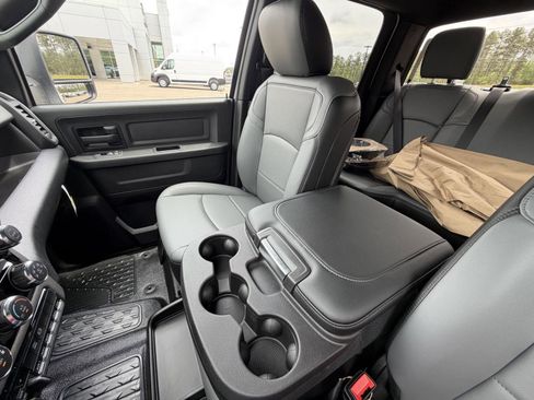 New 2026 RAM 3500 Tradesman AWD/4WD image 12