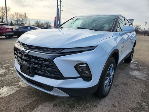 Used 2023 Chevrolet Blazer LT w/ Driver Confidence Package image 3