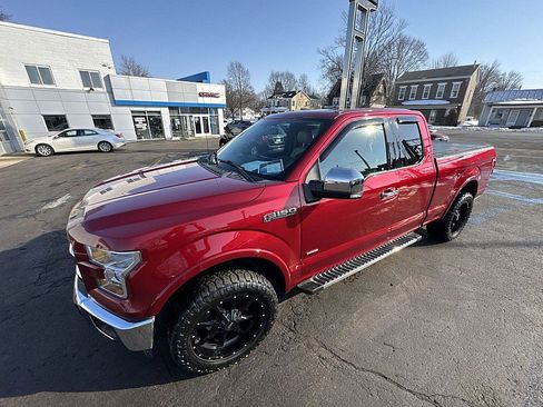 Used 2017 Ford F150 Lariat image 18