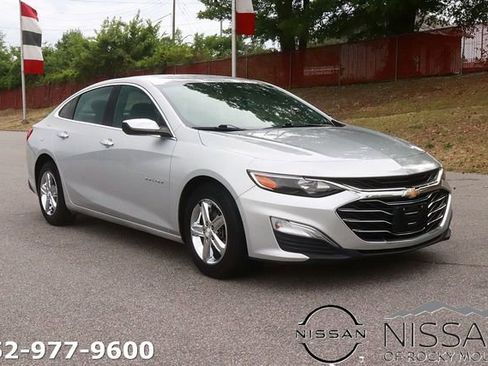Used 2019 Chevrolet Malibu LS w/ LPO, Convenience Package 2 FWD image 1