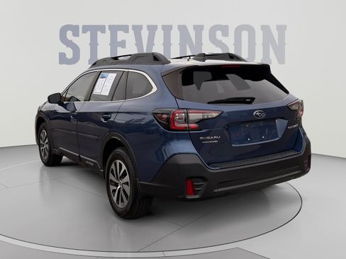 Used 2021 Subaru Outback Premium AWD/4WD image 3