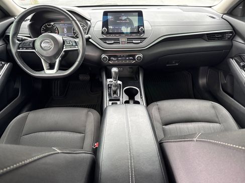 Used 2020 Nissan Altima 2.5 SV image 13