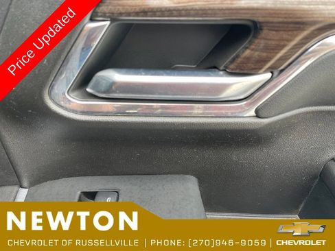 Used 2024 Chevrolet Silverado 1500 LT AWD/4WD image 30