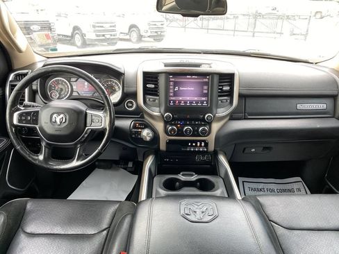 Used 2019 RAM 1500 Laramie AWD/4WD image 13