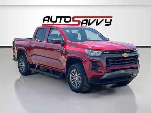 Used 2026 Chevrolet Colorado LT w/ Advanced Trailering Package AWD/4WD image 1
