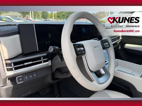 Used 2025 Hyundai Santa Fe SEL AWD/4WD image 43