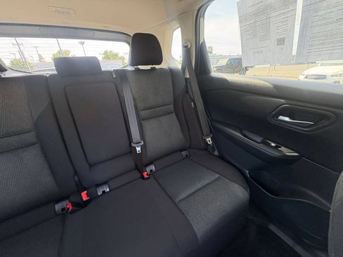 Used 2025 Nissan Rogue SV AWD/4WD image 39