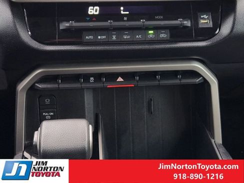 Used 2022 Toyota Tundra SR5 RWD image 20