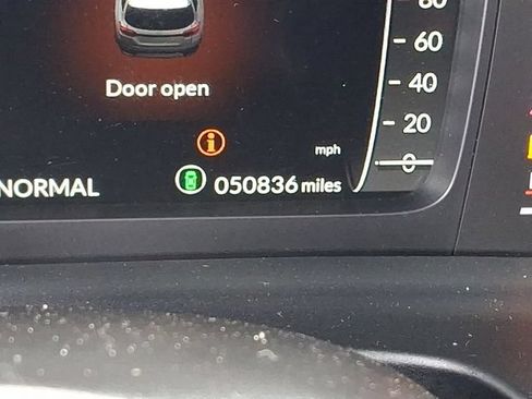 Used 2023 Honda Pilot Elite image 22
