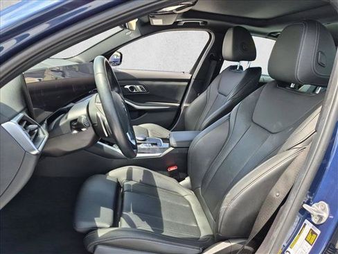 Used 2023 BMW 330i Sedan w/ Convenience Package RWD image 12