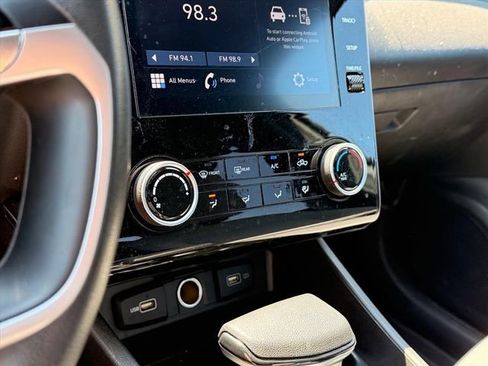 Used 2024 Hyundai Santa Cruz SE image 24