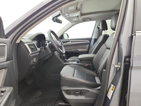 Certified 2023 Volkswagen Atlas SE w/ Panoramic Sunroof Package FWD image 6