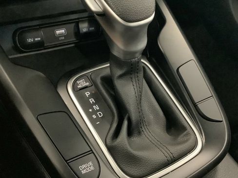 Certified 2025 Kia Soul LX FWD image 24