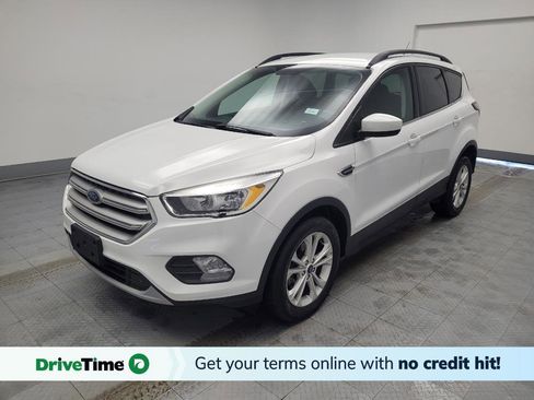 Used 2018 Ford Escape SE image 1