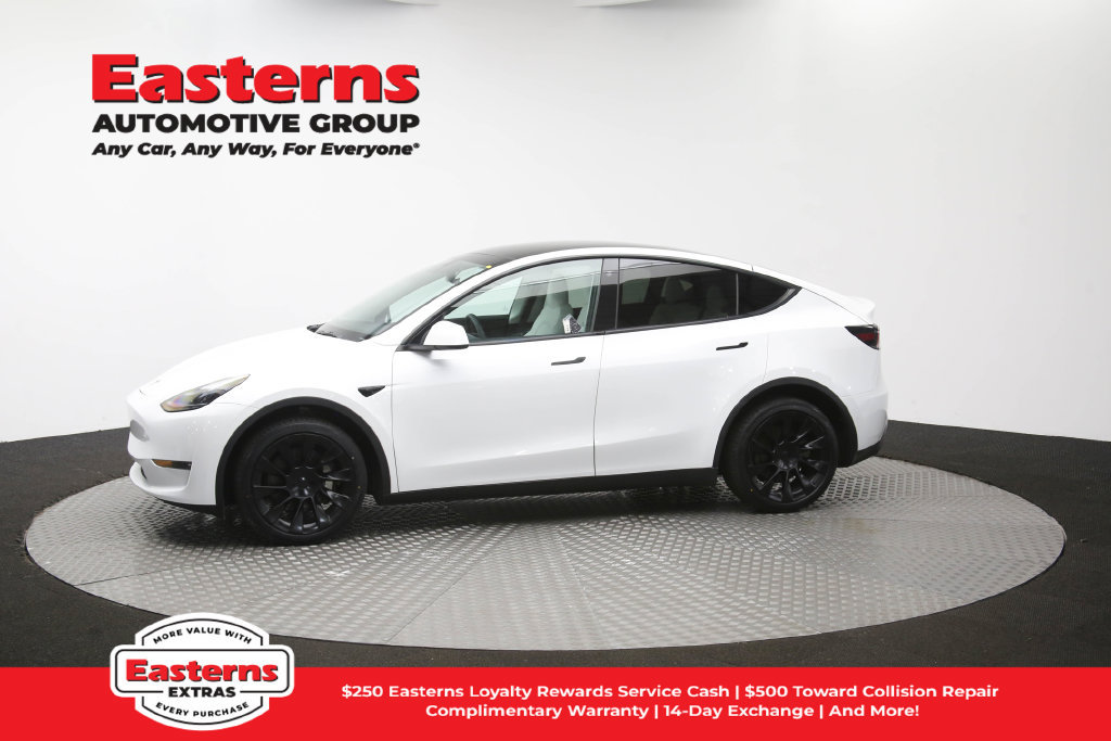 Used 2022 Tesla Model Y Long Range AWD/4WD image 55