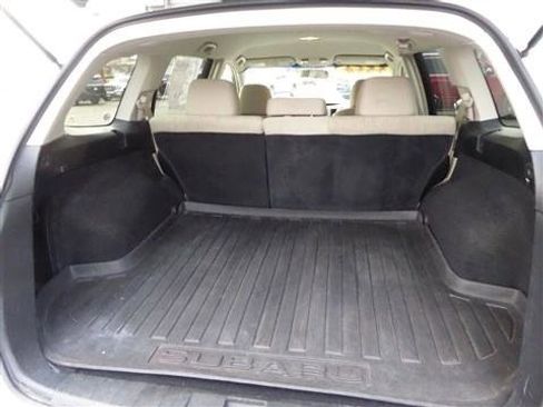 Used 2013 Subaru Outback 2.5i Premium w/ All-Weather Pkg image 19
