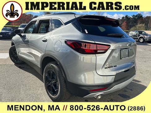 New 2025 Chevrolet Blazer LT w/ Midnight/Sport Edition image 10