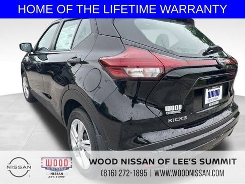 New 2025 Nissan Kicks Play S image 5